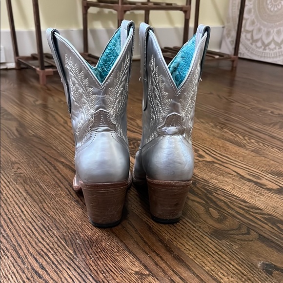 Silver Western Cowboy Boots - Picture 3 of 5